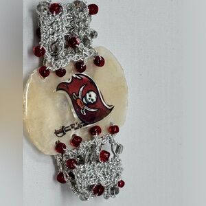 Tampa Bay Bucks stretch bracelet.
